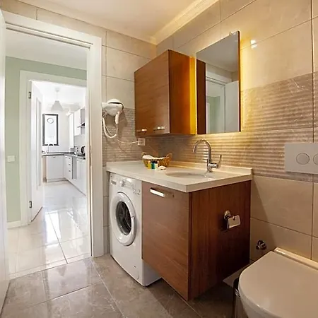 Walton Sisli 4*