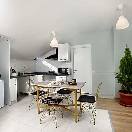 Walton Sisli