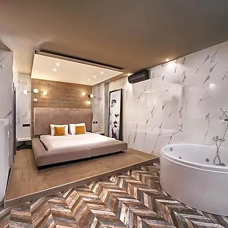 Walton Sisli 4*